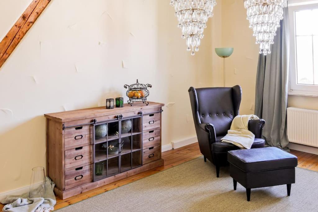 Charmante, Grosszuegige Ferienwohnung Villa Fleurie 布莱滕 外观 照片