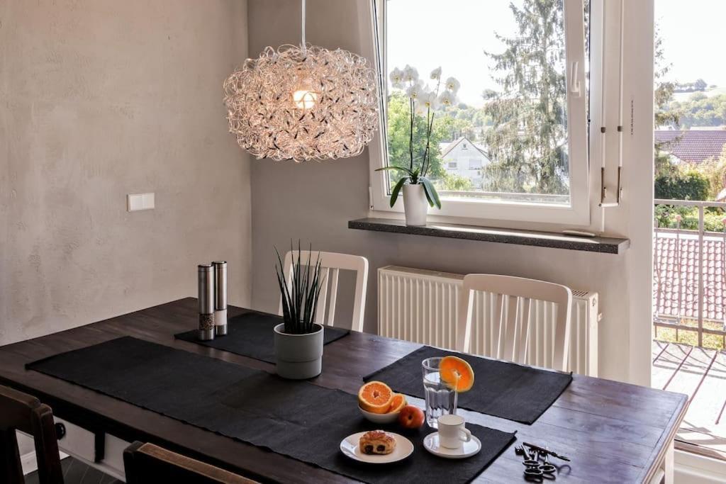 Charmante, Grosszuegige Ferienwohnung Villa Fleurie 布莱滕 外观 照片