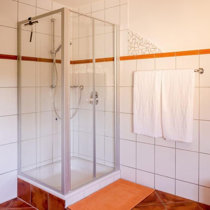 Charmante, Grosszuegige Ferienwohnung Villa Fleurie 布莱滕 外观 照片