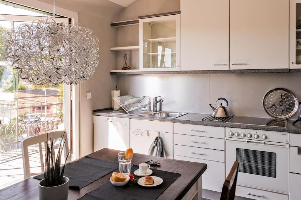 Charmante, Grosszuegige Ferienwohnung Villa Fleurie 布莱滕 外观 照片